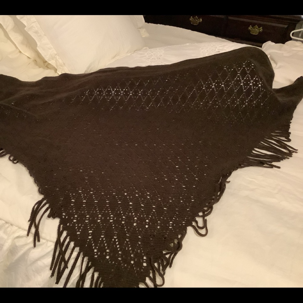 Shawl - Picture 2 of 2